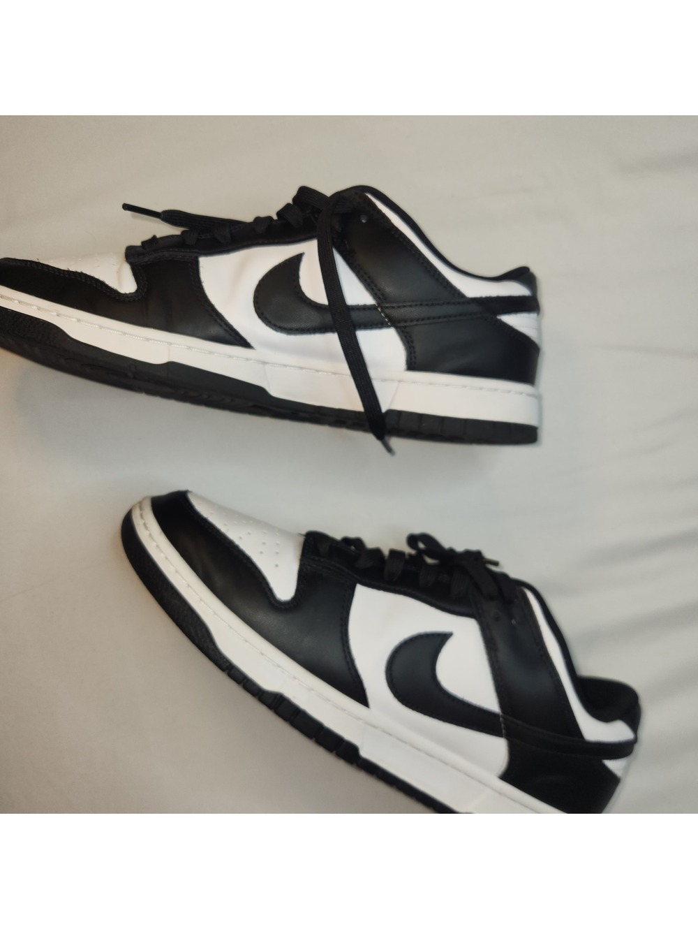 Nike - Picture 3 of 6